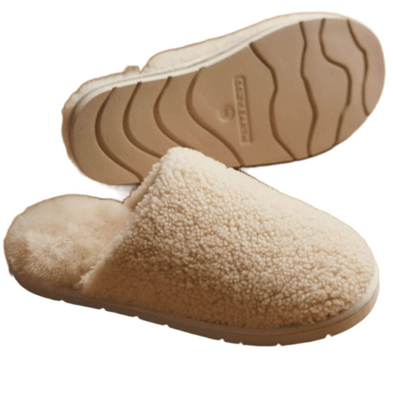 cozy-earth-womens-puffy-sheep-shearling-slippers-outdoor